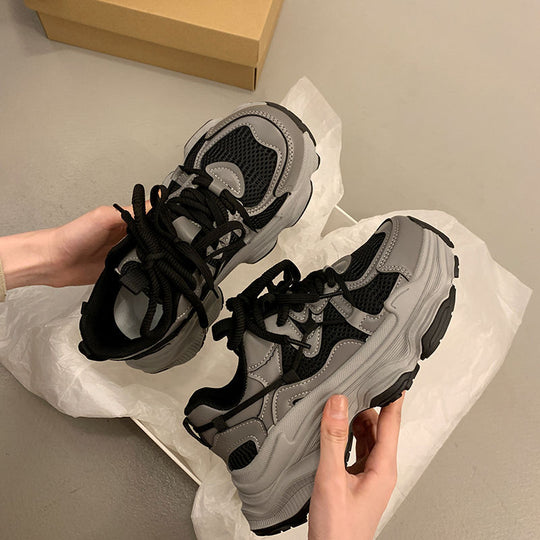 Damen sportliche Sneakers im innovativen Chunky-Design mit atmungsaktiven Einsätzen EB