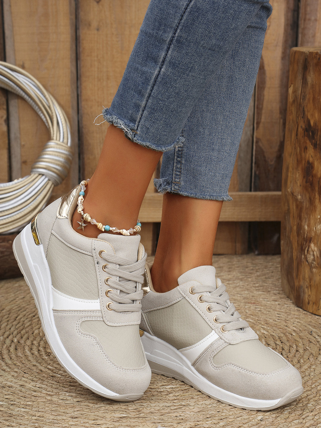 Damen modische Sneakers mit atmungsaktivem Obermaterial und gepolstertem Fußbett EB