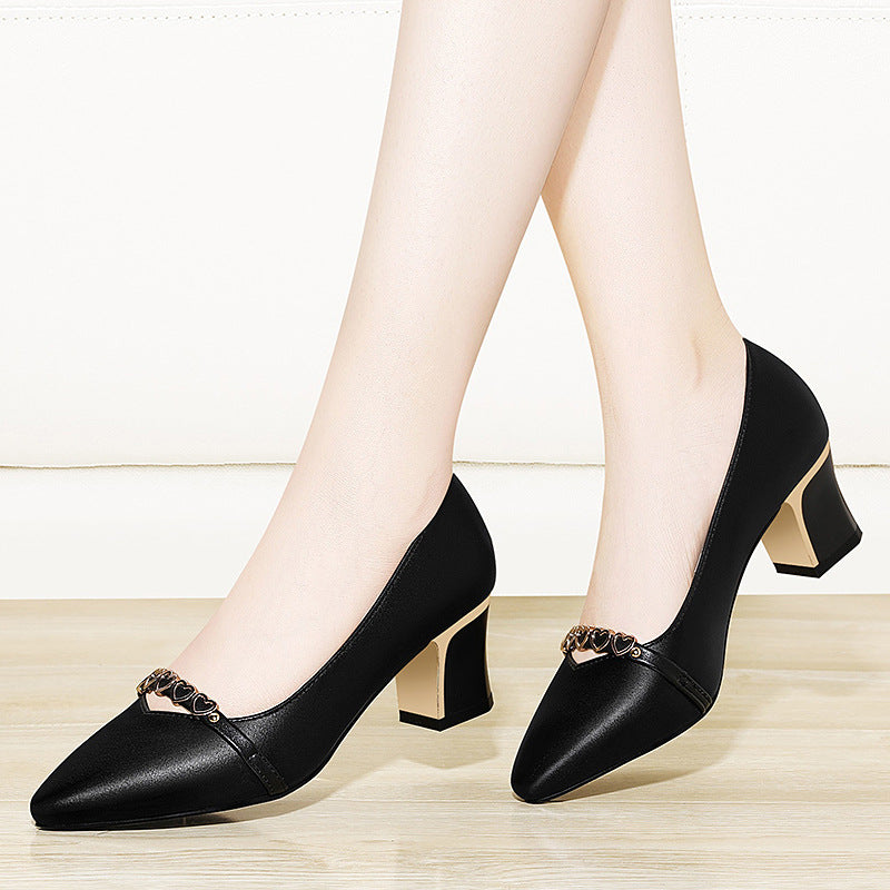 Damen Elegante Pumps mit trendy Absatz und modischem Schmuckdetail EB