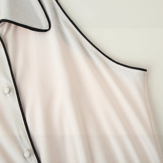 Damen Maxikleid mit elegantem Kragen und feinem Knopfdesign EB