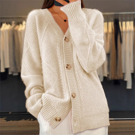 Damen nan oversized Strickcardigan mit Zopfmuster, V‑Ausschnitt und großen Knöpfen EB