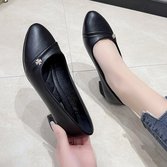 Damen elegante Ballerinas mit modischem Schmuckdetail EB