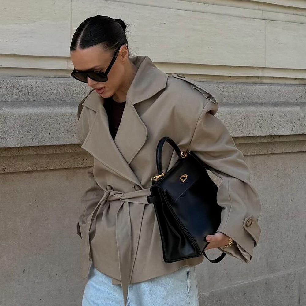 Damen Modischer Trenchcoat mit tailliertem Gürtel und überschnittenen Schultern EB
