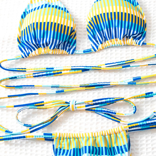Damen Bandeau-Bikini mit modischen Streifen und anpassbaren Trägersystem EB