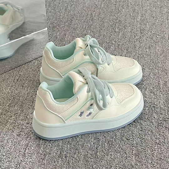 Damen Sportliche Freizeitsneaker mit atmungsaktivem Obermaterial und dämpfender Sohle EB