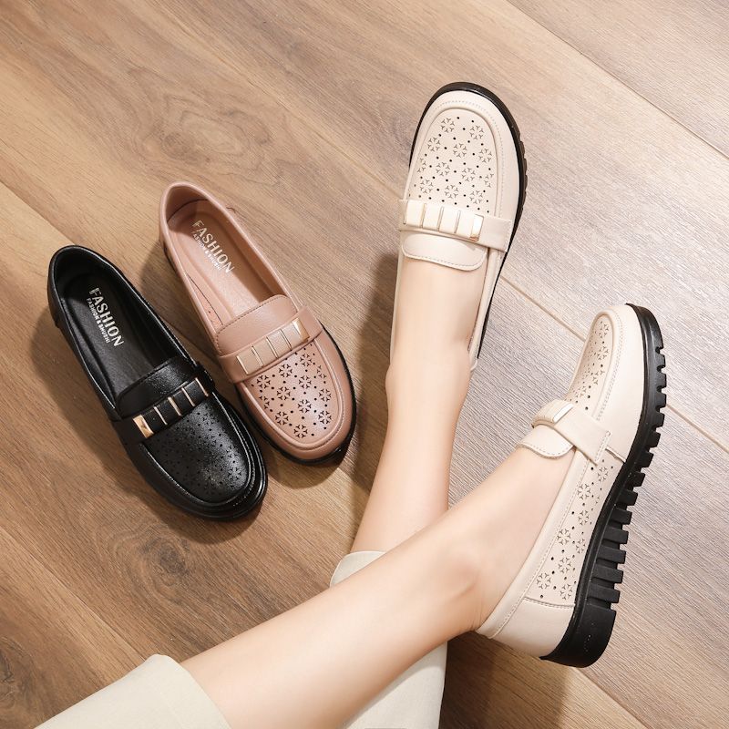 Damen bequeme und stylische Slipper mit eleganten Cut-Outs und modischem dekorativem Riemen EB