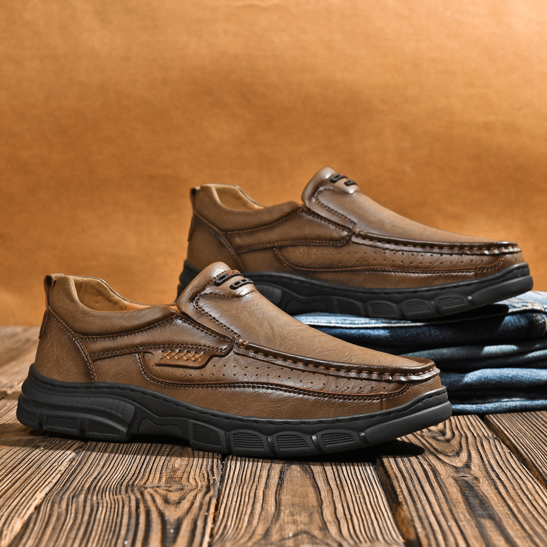Herren Bequeme Leder-Mokassins mit rutschfester Sohle und atmungsaktivem Design EB