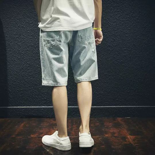 Herren lässige Destroyed Denim-Shorts mit modernen Details und bequemer Passform EB