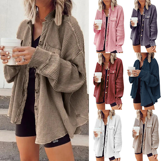 Damen lässige Overshirtjacke mit strukturiertem Waffelstoff und Knopfdetails EB