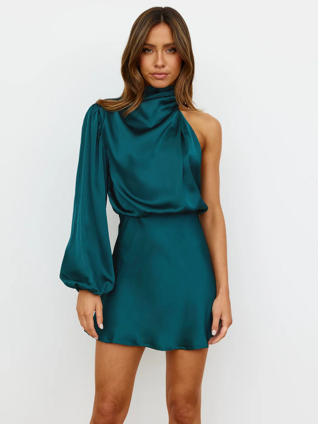 Damen Elegantes Minikleid mit asymmetrischem Schnitt und hochwertigem Satinmaterial EB