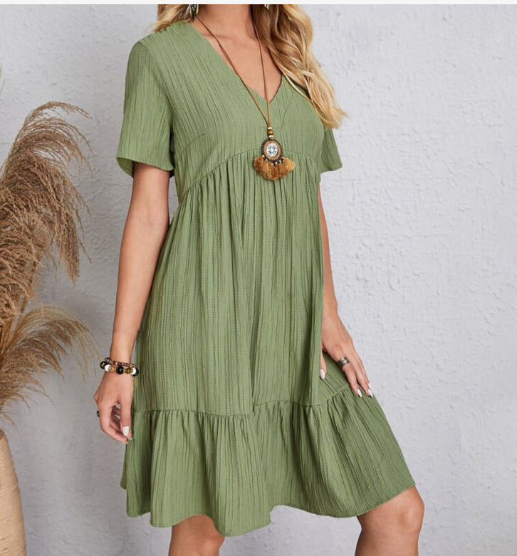 Damen Sommerliches Freizeitkleid mit V-Ausschnitt und Rüschensaum EB