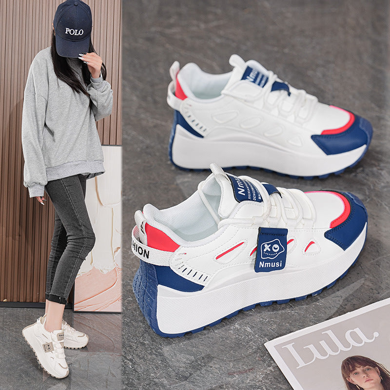 Damen Sportliche Plateau-Sneaker mit atmungsaktiver Konstruktion EB