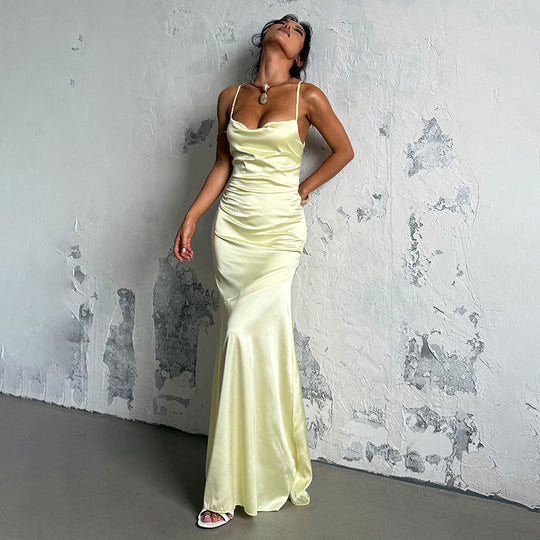 Damen Elegantes Maxikleid aus luxuriösem Satin mit verführerischem V-Ausschnitt EB