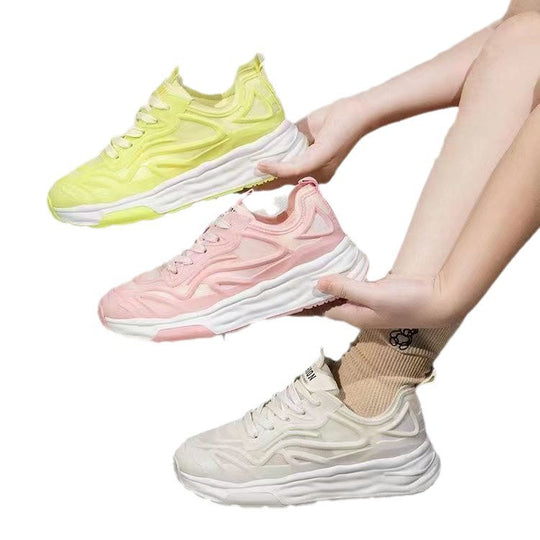 Damen Sportliche Sneaker mit atmungsaktiver Netzstruktur und dämpfender Sohle EB