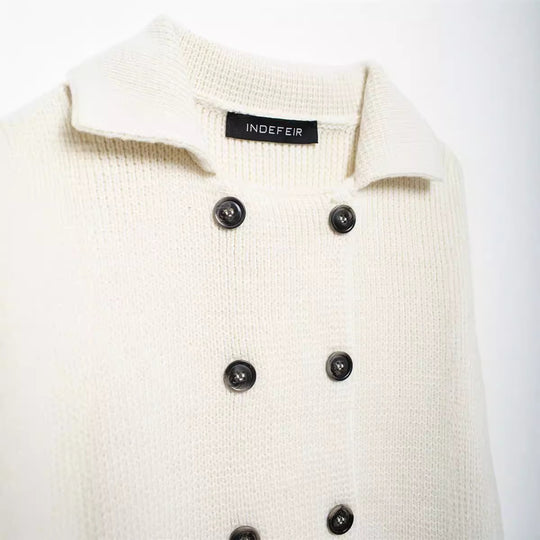 Damen Strickjacke mit doppelter Knopfreihe und praktischen Taschen EB