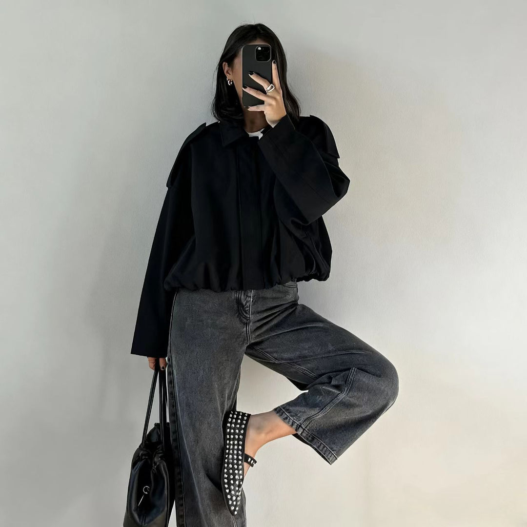 Damen Kurzjacke im Oversize‑Schnitt mit Ballon Saum und Schulterklappen EB