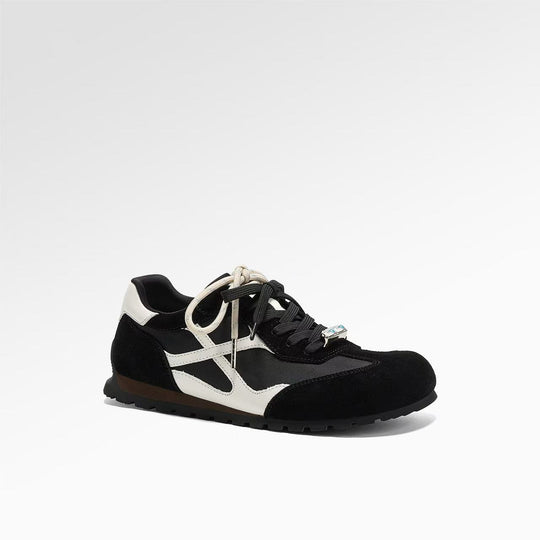 Damen Sportliche Sneakers mit atmungsaktivem Mesh und metallic Glanz EB