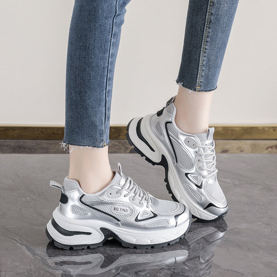 Damen Sportliche Sneakers mit atmungsaktivem Mesh-Obermaterial und stoßdämpfender Sohle EB
