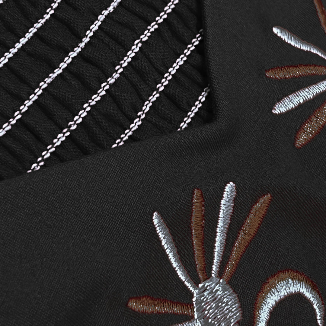 Damen bodenlanges Sommerkleid mit kunstvoller Stickerei und schwingendem Saum EB