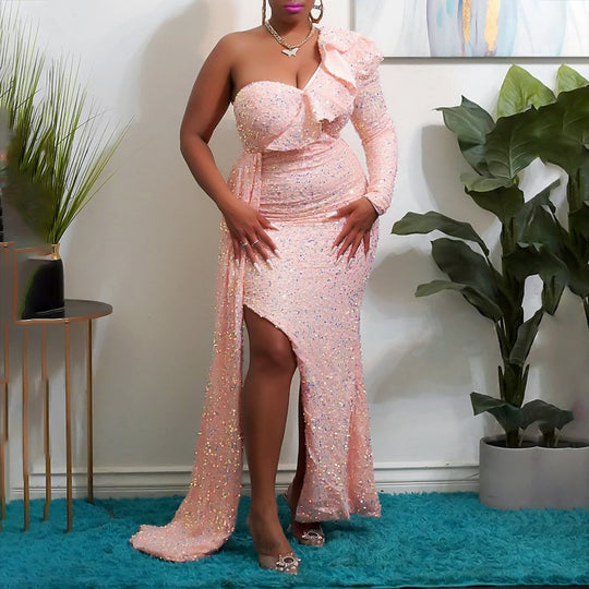Damen Elegantes schulterfreies Maxikleid mit glitzernden Akzenten und asymmetrischem Design EB