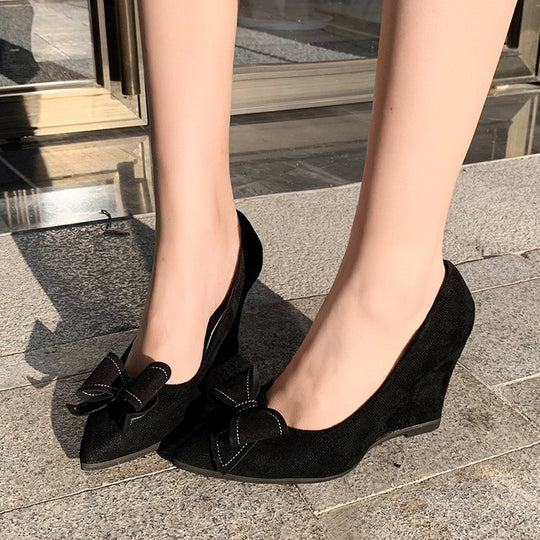 Damen elegante Wedge-Pumps mit modischem Schleifenakzent EB