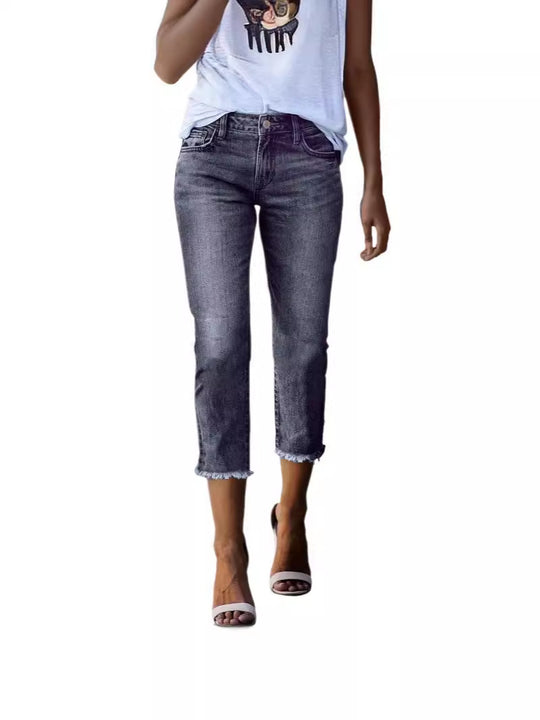 Damen nan gerade geschnittene Jeanshose in verkürzter Länge mit ausgefranstem Saum EB