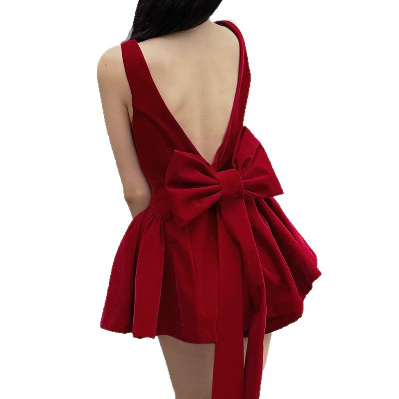 Damen Kurzes Samtkleid mit hochwertigem Schnitt und A-Linien-Silhouette EB