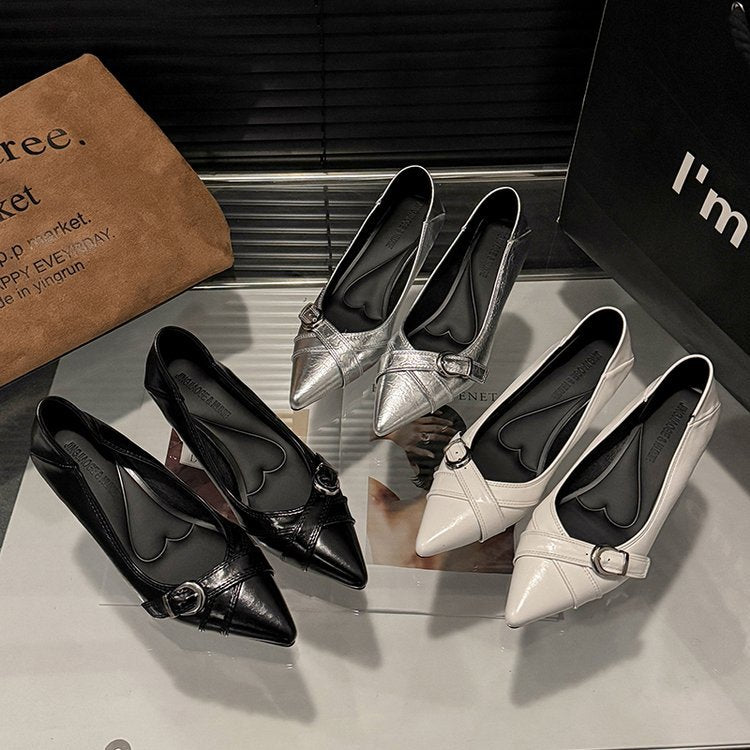 Damen elegante Pumps mit dekorativem Schnallenverschluss und spitzem Design EB