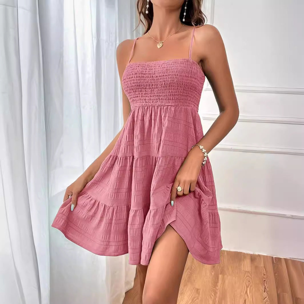 Damen Sommerliches Minikleid mit schmalen Trägern und Taillierung EB