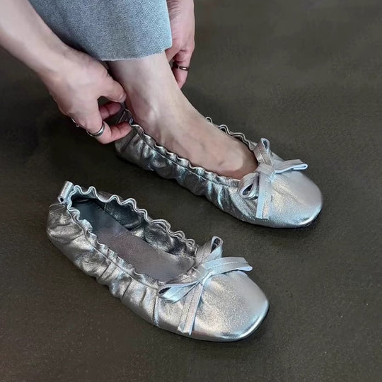 Damen Ballerina-Schuhe mit gerafftem Design und verspieltem Schleifendetail EB