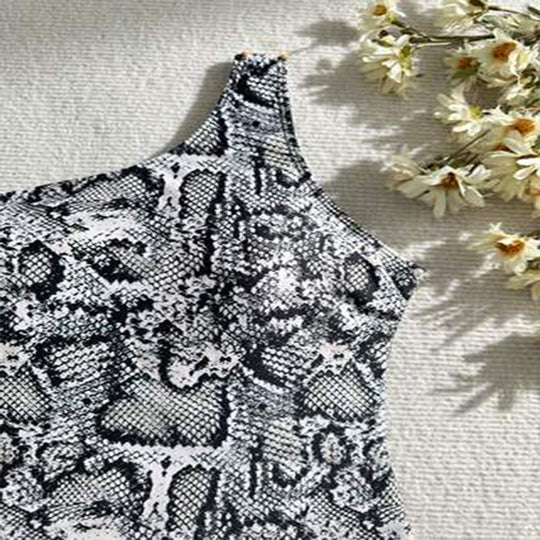Damen Einteiliger Badeanzug mit asymmetrischem Design und schickem Schlangenmotiv EB