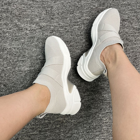 Damen Sportliche Slip-On Sneakers mit elastischem Halteband EB