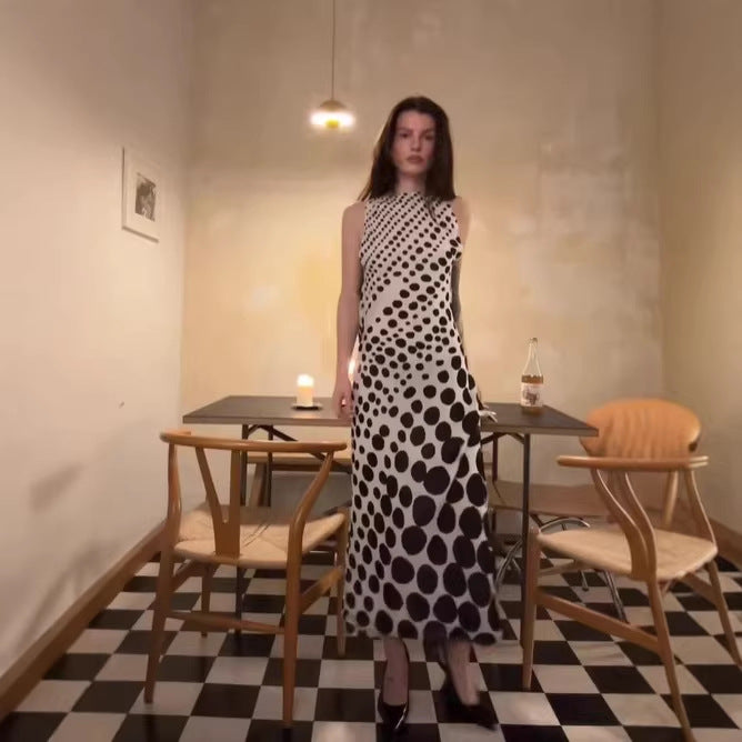 Damen Maxikleid mit asymmetrischem Schnitt und Punktmuster EB