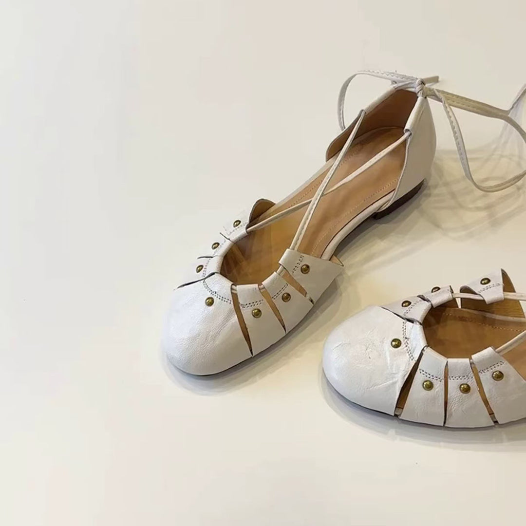 Damen Ballerina-Schuhe mit elegantem Riemendesign und modischen Nieten EB