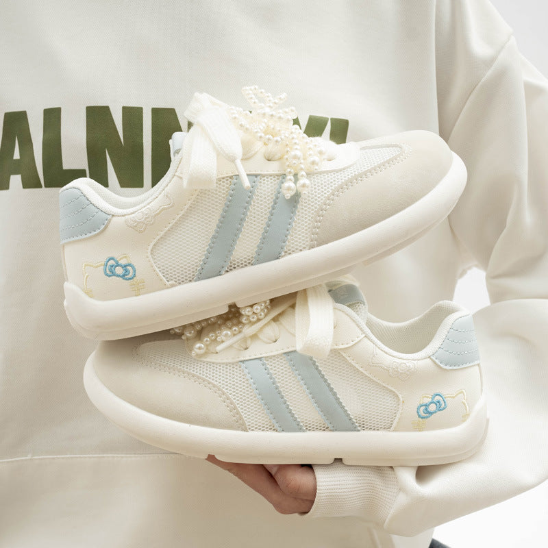 Damen Sneakers mit verspielten Perlenverzierungen und floralem Design EB