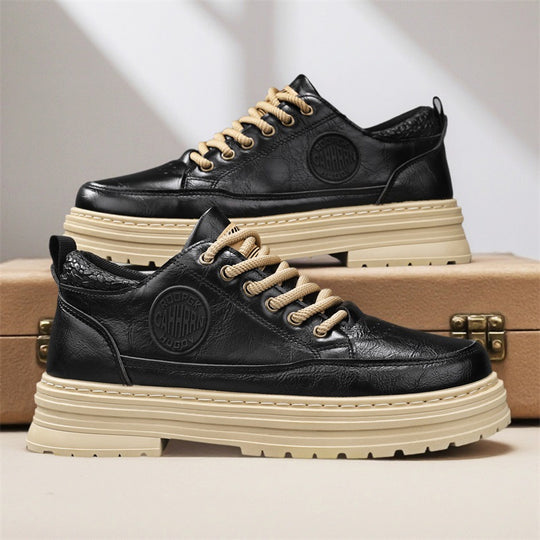 Herren robuste Plateau-Leder-Sneaker mit gepolstertem Fersenkragen, Zuglasche und griffiger Profilsohle EB