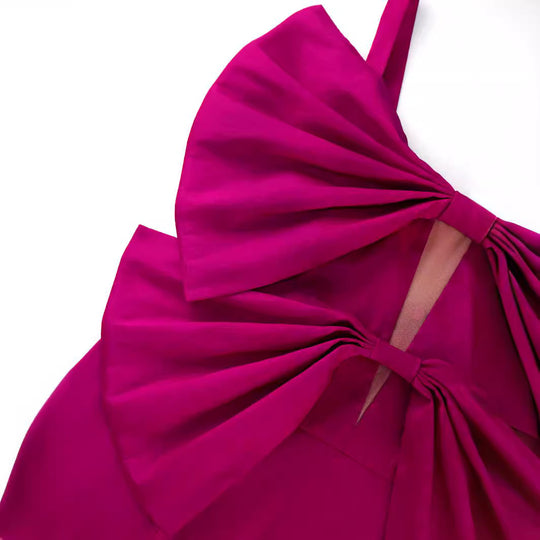 Damen figurbetontes Kleid mit voluminösen Schleifen EB