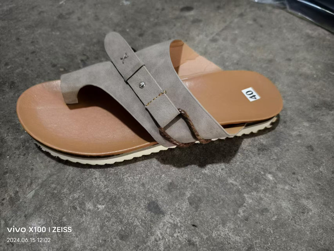 Damen Sandalen mit breiten Riemen und ergonomischem Fußbett EB