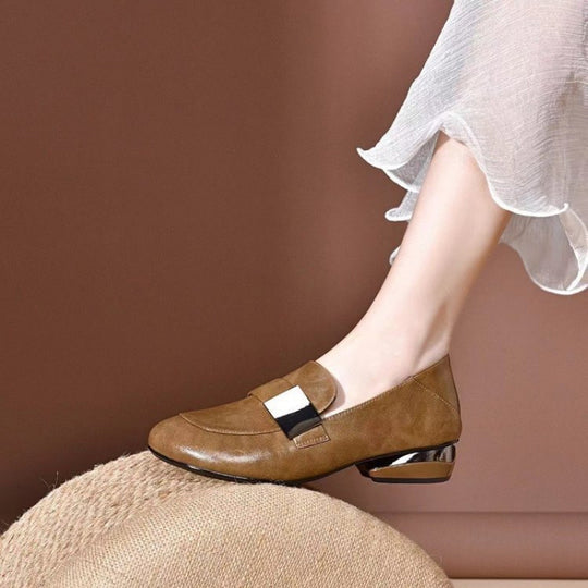 Damen Bequeme Mokassins mit modischem Schnallen-Detail EB