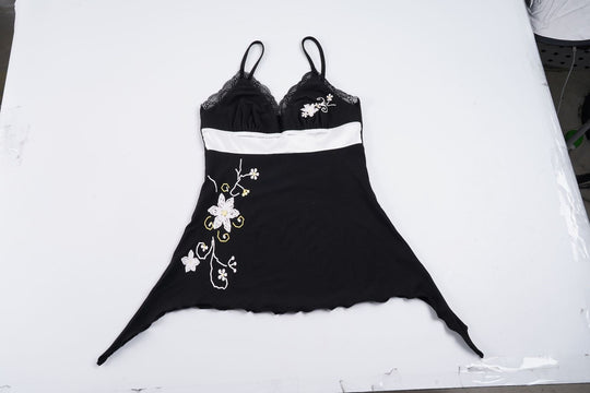 Damen Nachthemd mit floralen Stickdetails und Spitzenverarbeitung EB