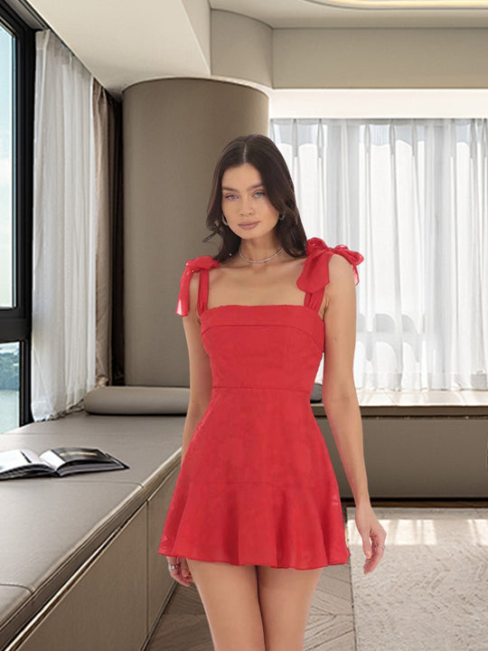 Damen Glitzerndes Minikleid mit dekorativen Trägern und funkelnden Details EB