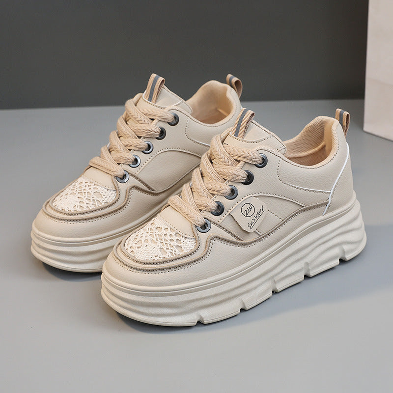 Damen Chunky Sneaker mit dämpfendem Sohlenprofil und modischem Design EB
