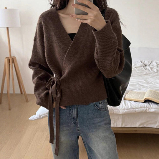 Damen Wickelstrickjacke mit weichem Material und lässigem Schnitt EB