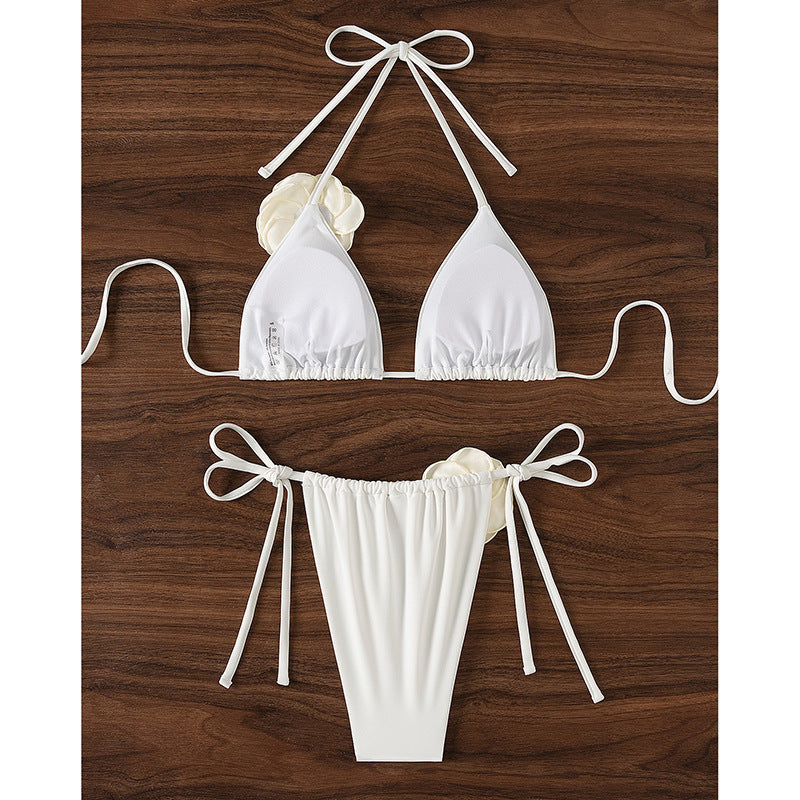 Damen Bikini-Set mit blumigen Akzenten EB