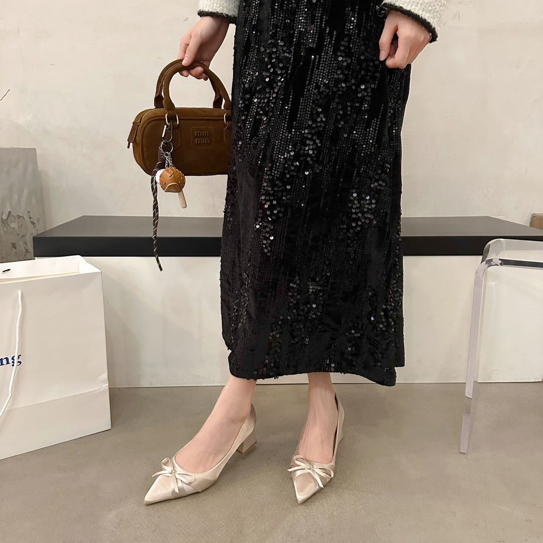 Damen Elegante Pumps mit zartem Schleifen-Detail und komfortablem Blockabsatz EB