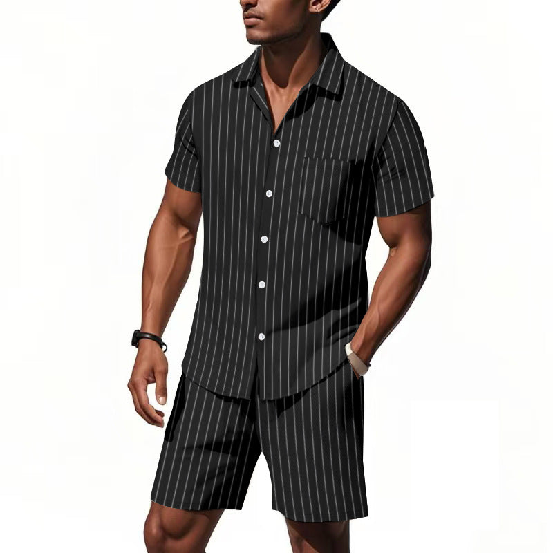 Herren Kurzarm-Pyjama-Set mit dezentem Streifenmuster und praktischer Brusttasche EB