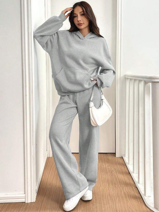 Damen Sweat-Set mit lässigem Schnitt und hohem Kragen EB