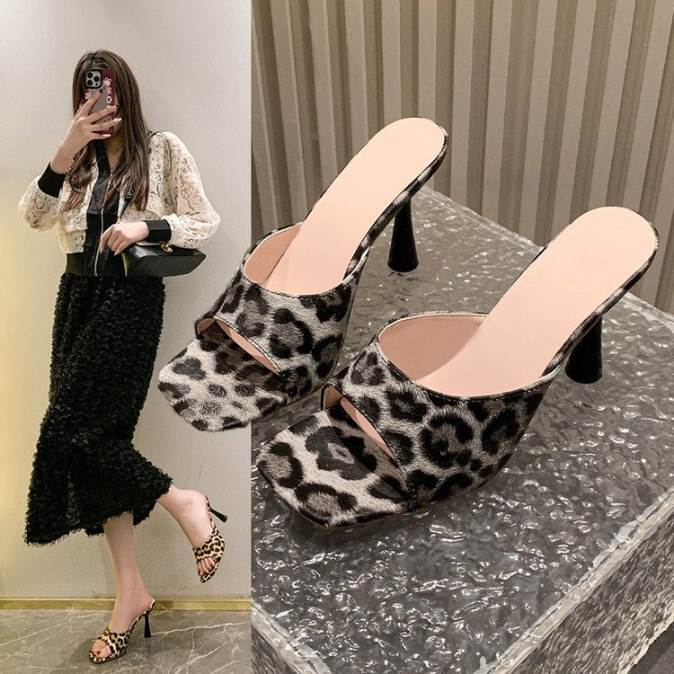 Damen elegante Mules mit Leopardenmuster EB