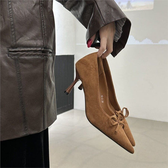 Damen spitze Pumps mit zarter Schleifenverzierung EB