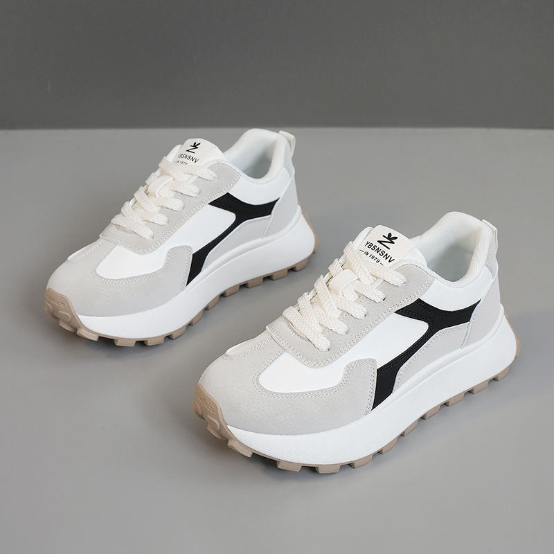 Damen Sportliche Sneaker mit dämpfendem Sohlenprofil und atmungsaktiver Oberflächenstruktur EB